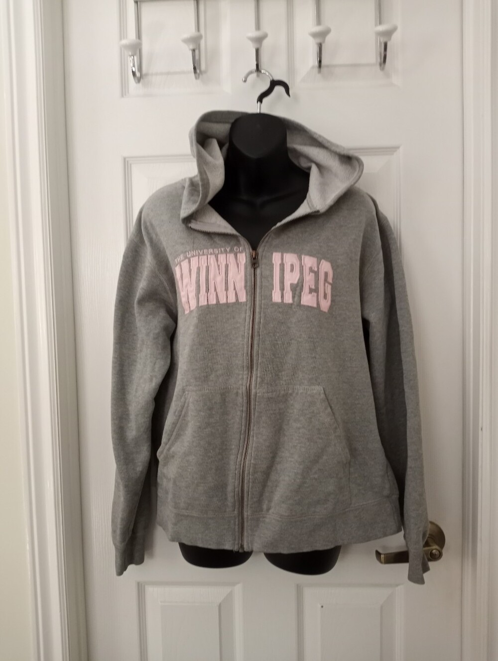 👠UNIVERSITY OF WINNIPEG Zip Hoodie👠